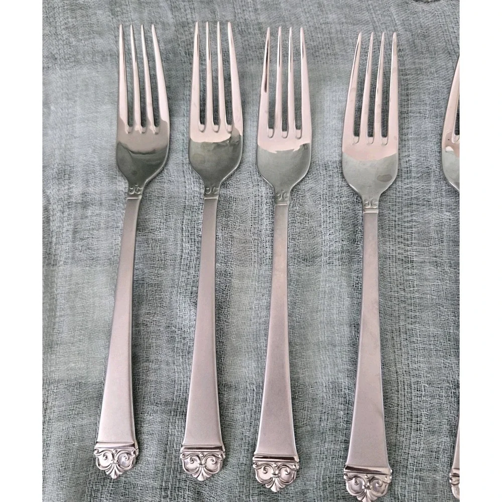 Onieda Bionco Stainless Satin Finish Lot 8‎ Dinner Forks & 5 Serving Pieces